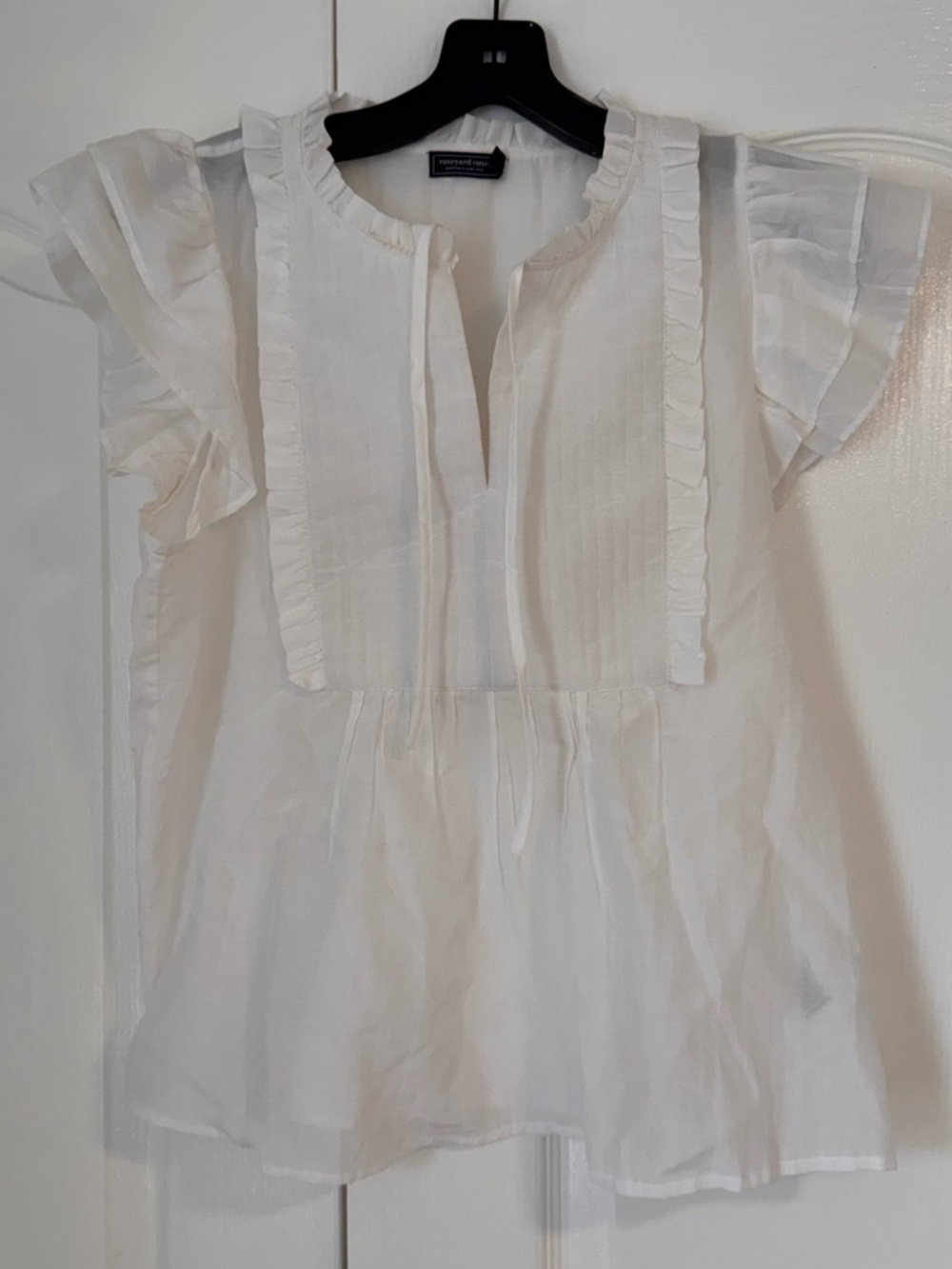 Vineyard Vines White Ruffle Neck Popover Blouse